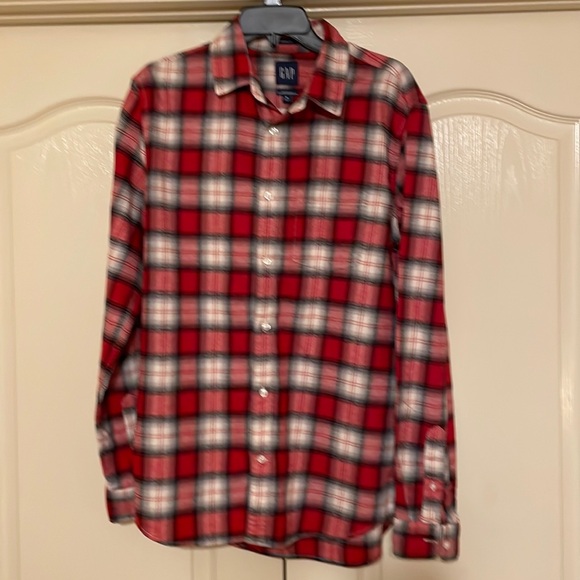 Gap men’s flannel long sleeve button up shirt M Medium Red plaid - Picture 1 of 6